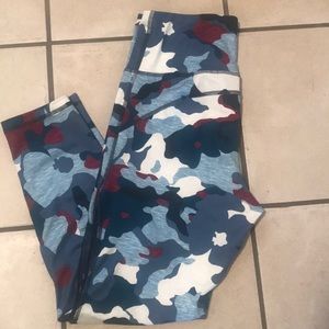 Women’s Old Navy Exercise Workout pants. L